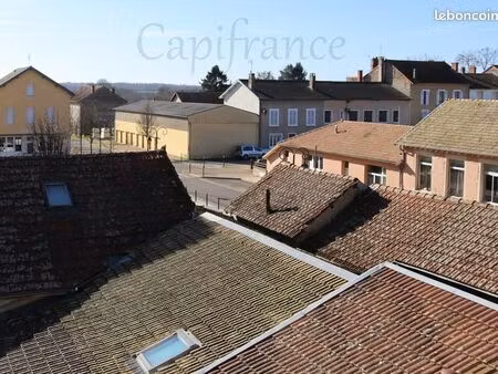 immeuble 14 pièces 274 m²