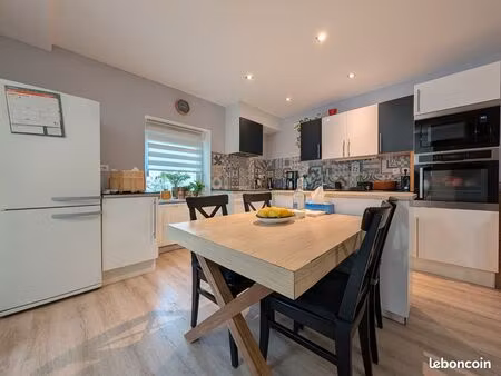 appartement 3 pièces 65m2