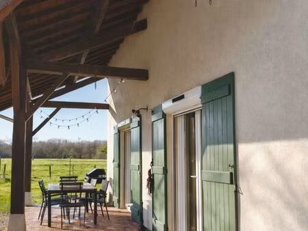 maison familiale – 187 m² – terrain clos de 2 700 m² – environnement calme  proche centre