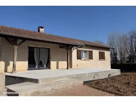 ? maison plain-pied rénovée 90 m² – 3 ch – terrain 1227 m² – plein sud – senozan