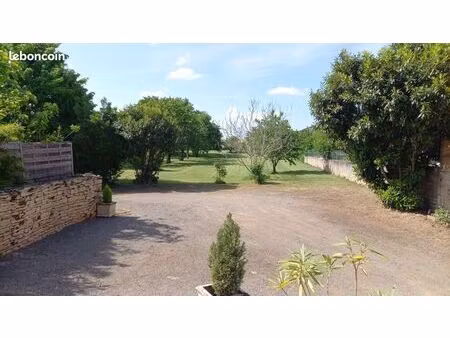 maison de village 80 m² avec 780m² de terrain + terrain à bâtir 1172m²