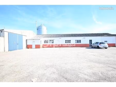 local d'activité 212 m²