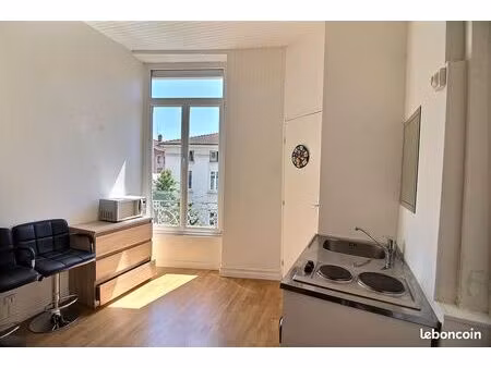 valmy - studio meuble a louer