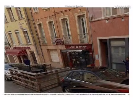 boutique 91 m² mâcon