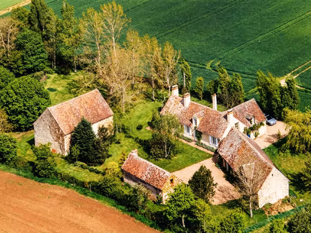 vente longère et corps de ferme à saint-cosme-en-vairais (72110) : à vendre / 150m² saint-