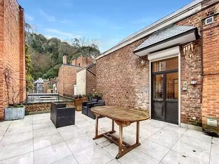 maison bel-étage avec garage et terrasse à louer à dinant