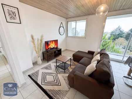 location appartement chambre meublé à cholet (49300) : à louer chambre meublé / 9m² cholet