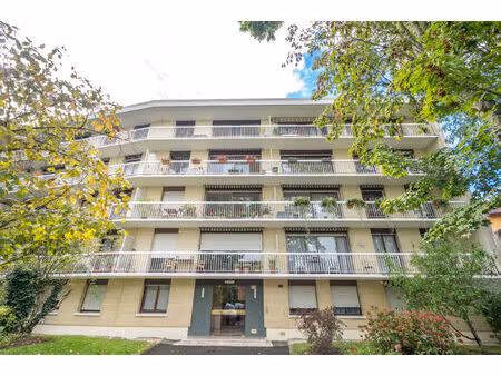 location appartement 1 pièce 23 m² à fontenay-aux-roses (92260)