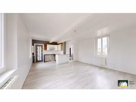 studio chartres avec parking et cave