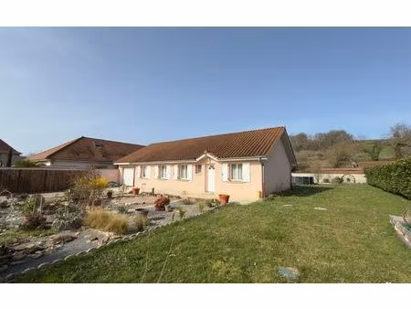 maison vignieu 103 m² t-5 à vendre  265 000 €