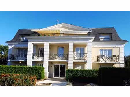 f2 dans residence de standing