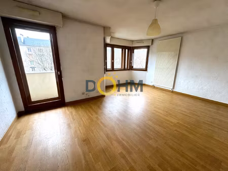 t1 centre ville chambery proche gare avec garage.