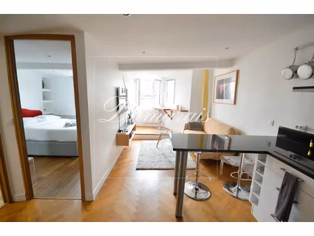 75004 paris - appartement 2 pieces de charme