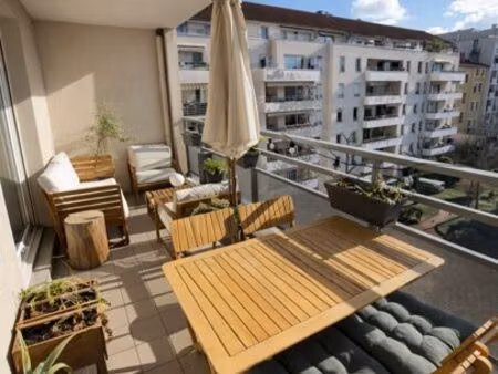 appartement avec beau balcon au calme
