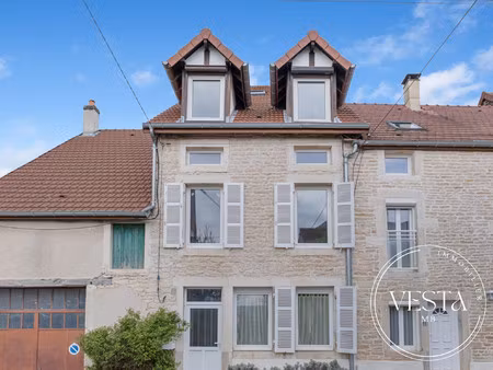 maison de caractère avec jardin