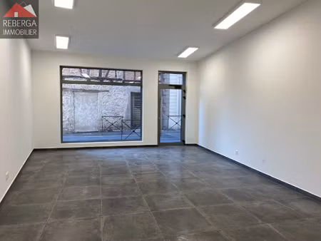 local commercial mazamet