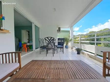 t4 lumineux – 80m² + terrasse 20m² – vue forêt – proche didier