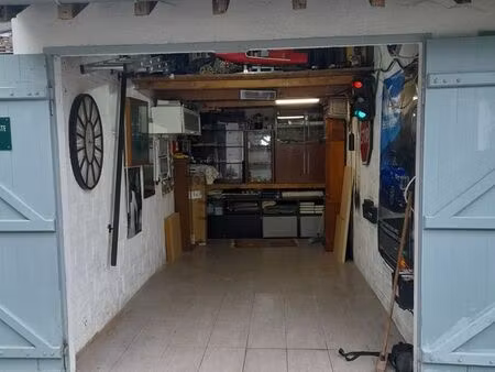 box garage