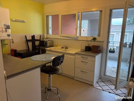 t2 57 m² balcon + parking – victor hugo – angoulême