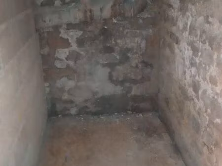 cave de 2m² sécurisée - métro dupleix