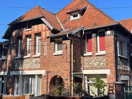 maison 5 pièces 84 m²