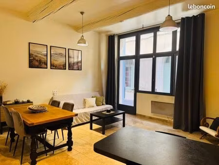 appartement t2 • 63m* • centre-ville