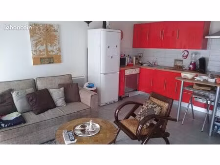 t3 en duplex dans un petit immeuble de 5 logements