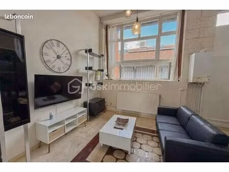 loft 3 pièces 77 m²