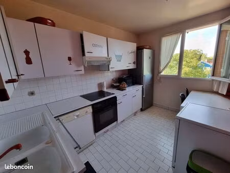 appartement t3 à louer à voisins le bretonneux