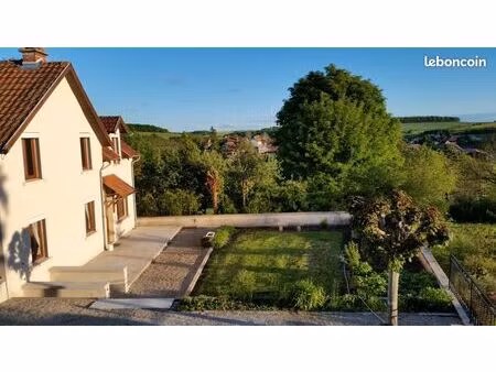 maison a louer a etalante