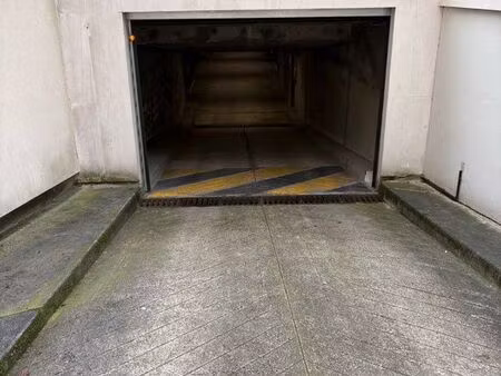 parking à louer neuilly sur seine