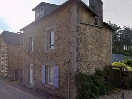 location maison à gurunhuel (22390) : à louer / 125m² gurunhuel