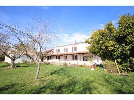 vente propriété 12 pièces 233 m² à mirepoix (09500)  406 000 €
