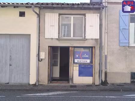 location locaux professionnels 2 pièces 32 m² à gardouch (31290)  380 €