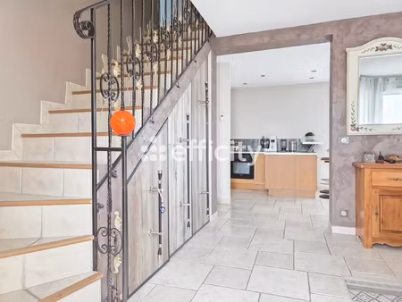 maison 5 pièces - 140 m²