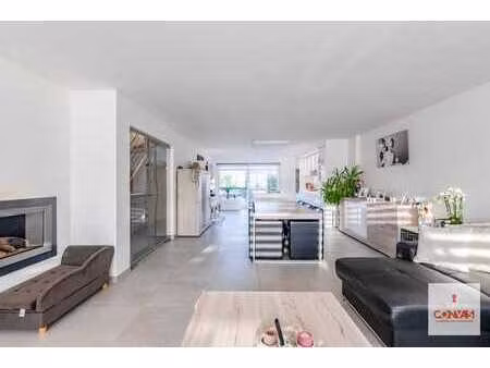 ruime instapklare woning met 3 slaapkamers en tuin