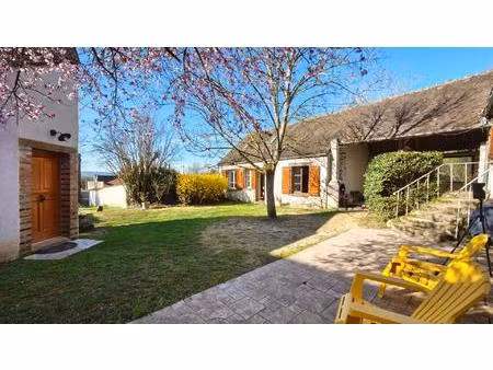 ensemble immobilier pour résidence principale / location saisonière.