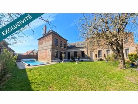 maison de caractère de 230 m2 environ   avec piscine