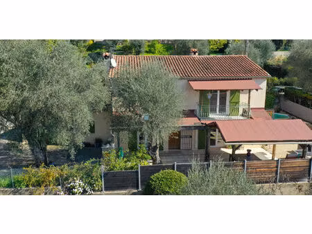 maison peymeinade 160 m² avec terrain de 1080 m²