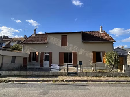 vente maison 5 pièces 93 m² à decize (58300)  77 000 €