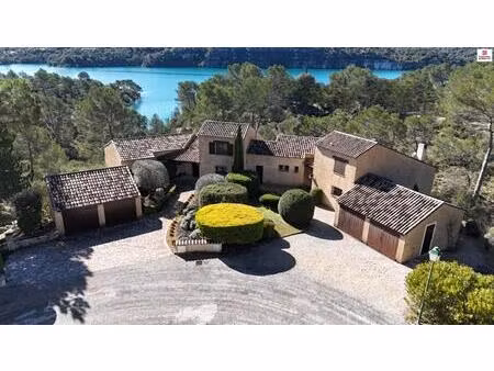 vente maison 14 pièces 279 m² esparron-de-verdon (04800)