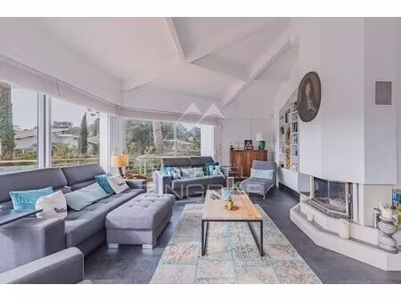 maison contemporaine quartier abatilles - mziba1380