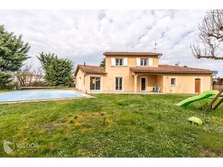 vente maison 7 pièces 169 m² saint-bernard (01600)