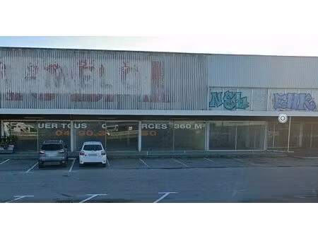 location commerce vedene 1 200 m²