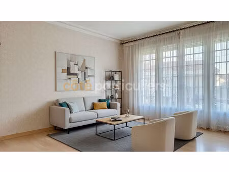 la roche-sur-yon -- bourg sous la roche -- maison 5 pieces -- 109 m2 -- jardin -- garage