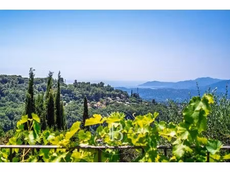 châteauneuf-grasse - charme et authenticité - vue mer panoramique - à pied des commerces