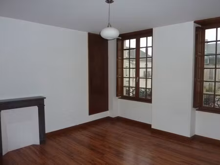 à louer appartement 142 m² – 783 € |la flèche
