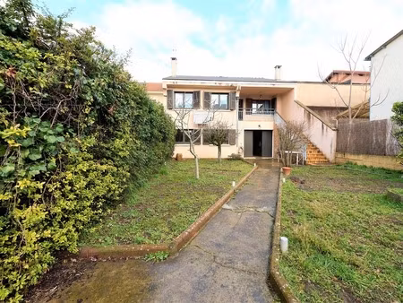 château à rafraichir à villeurbanne