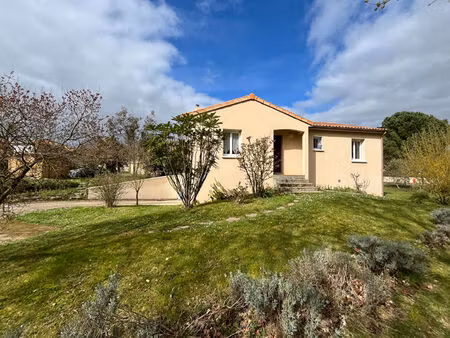 maison fontaine le comte bourg