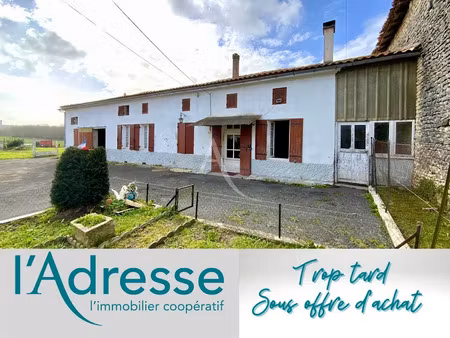 vente maison 4 pièces 85 m² à sainte-ramée (17240)  90 000 €